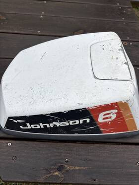 387351 Johnson 1976 6 Hp Motor Cover Engine Hood Boat