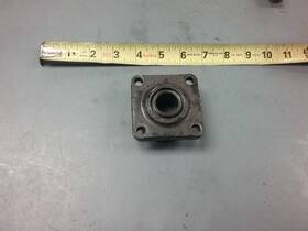 439476 Johnson Bearing Housing From A 1999 115 Hp Outboard Motor