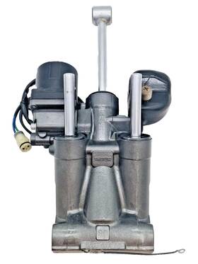 48503-92j04 Johnson Suzuki 140hp Four Stroke Outboard Tilt And Trim Unit