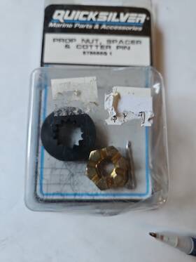 878688q1 Johnson Quicksilver 878688q 1 Evinrude Omc 175269 Prop Nut Spacer And Cotter Pin