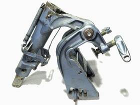 0393353 Johnson Evinrude 6hp Omc Swivel Clamp Bracket Assembly
