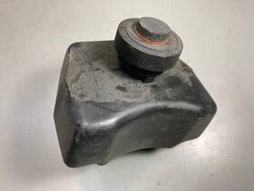 0432079 Johnson Evinrude 320246 0398791 Fuel Tank 398791 Shut Off Valve