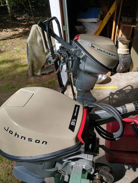 Mq-11c Johnson Two 9.5 H.p. Outboard Motors