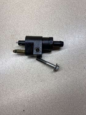 816856a3 Mariner Mercury 75/90hp Fuel Connector