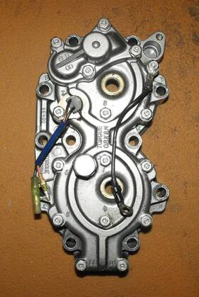 97703m Mariner 8562m 40 Hp Cylinder Head Assembly Pn Fits 1977-1990