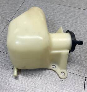 91987a1 Mercruiser 1981 - 1989 Coolant Recovery Bottle 165 170 180 190 470 488 3.7