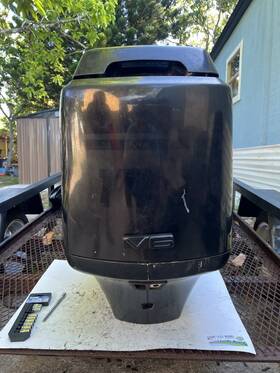 0g743729 Mercury V6 200-225 Hp Complete Cowling Upper And Lower. Used Oem