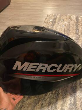 100-8m0128853 Mercury 21019 40 Hp Four Stroke Cowling