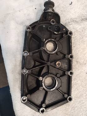 1024-6651 Mercury Cylinder Head Cover Pre-owned