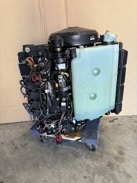 100-115-125 Mercury 17791t97 4 Cylinder Hp Powerhead Crankcase