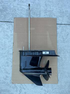 1c725842 Mercury 60hp Elhpt 4-stroke Propeller Lower Unit 2023 Excellent Condition