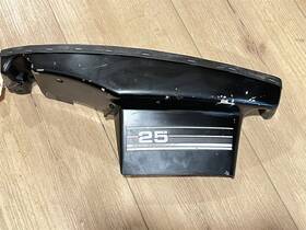 2176-9107a4 Mercury Mariner 9107a4 Port Bottom Cowl 1977 1984-1984 20-25hp - Used