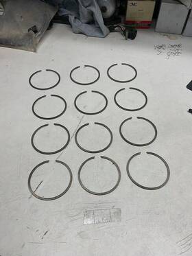 39-30587 Mercury Piston Rings New Oem Box Of 12 M-6-6