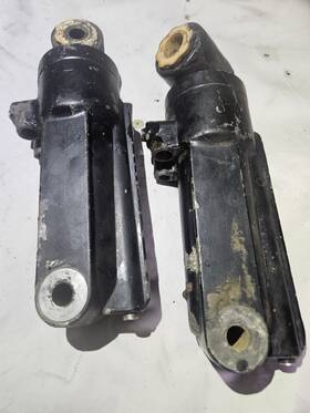 45194mercury Mercury 45194 Outboard 115 Hp Trim Cylinders Oem 66083 66084 Set Of 2 Free Shippi