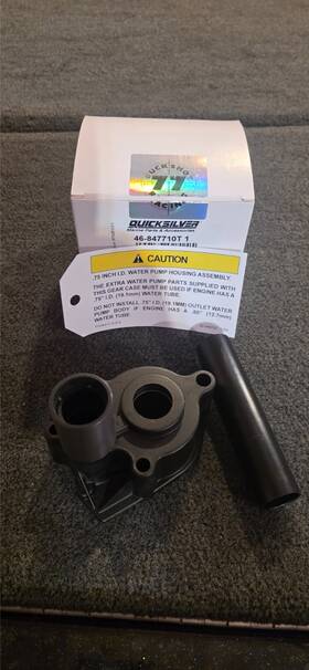 46-847710 Mercury Water Pump Housing Kit Oem T1