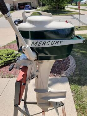 717680 Mercury 1953 Mark 15 Outboard With Pressure Tank