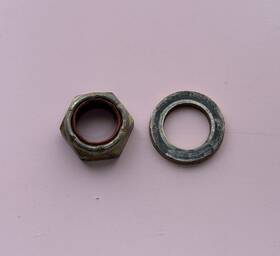 81773m Mercury Pre-owned 1995 Force 50 Hp Flywheel Nut And Washer Set