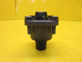 8262672 Mercury Oem 96 Mariner/mercury 50hp 50/45/40 Hp 4 Four Stroke Upper Motor Mount With Bolts
