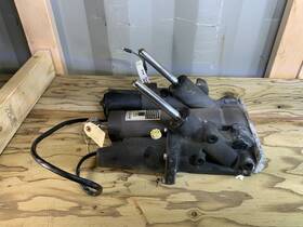 826729t2 Mercury 826729a2 826729a6 Trim And Tilt Assembly For A Outboard 35-250hp Part#