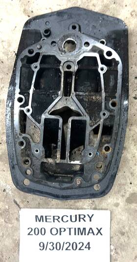 832935a6 Mercury Outboard 200-250 Optimax Quicksilver Plate - Exhaust 832935a
