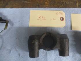 84-819514a13 Mercury Outboard Yoke 42961a06 S72