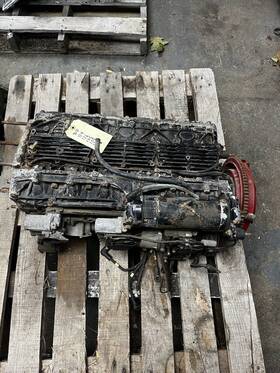 852-4843a5 Mercury 2 Stoke Carb 6 Cylinder Straight 115 Hp Powerhead Dressed Complete X