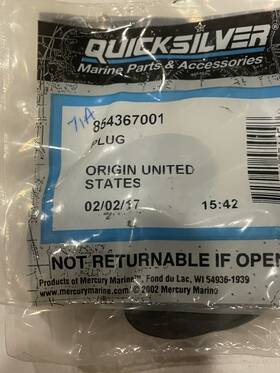 854367001 Mercury Genuine Cowl Plug Oem New R957