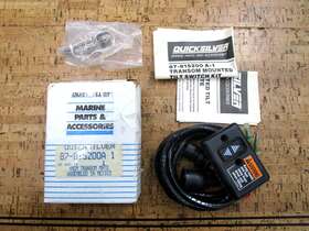 87-815200a1 Mercury 87-815200a 1 New Oem 0750 Quicksilver Transom Mounted Pwr Trim Switch