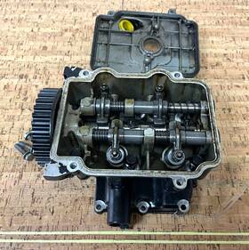 879147t57 Mercury Oem 0720 10 15 20 Cylinder Head Assembly