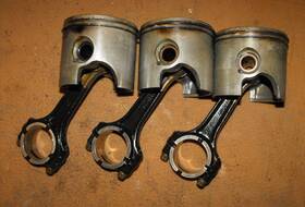 879858t08 Mercury 90 Hp 2 Stroke Dfi Optimax Piston And Rod Set Pn Fits 2001 Up