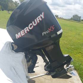 881288t32 Mercury 2006 225 Pro Xs Top Cowl