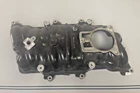 885167 Mercury Oem Mercruiser 5.0 5.7 6.2 Upper Intake Manifold 0670