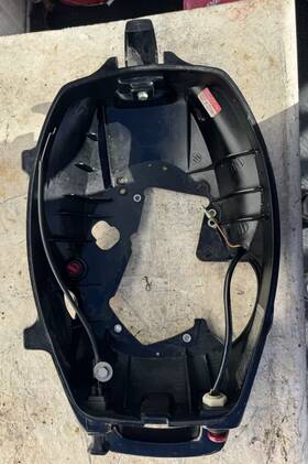 3abp671000 Mercury 898103t76 Bottom Cowling 3.5 Hp Fourstroke 8m0224582 Tohatsu