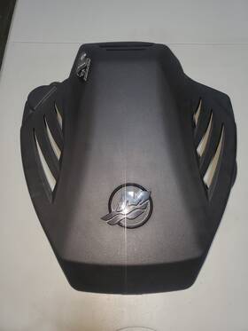 8m0071814 Mercury Verado Cover Assembly Like New Wty