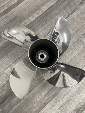 48-8m0113944 Mercury 8m0113944 Used/ Revolution 4 Xp Propeller 14.6 X 22p - Rh