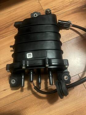 8m0078554 Mercury 8m0130899 Verado Fuel Supply Module Ss 8m0078554- Remanufactured