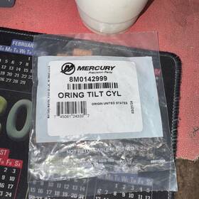 8m0142999 Mercury Mariner Tilt Seal Kit