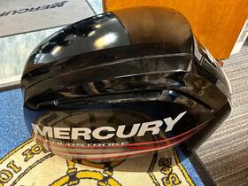 8m0159539 Mercury 2014 75/90/115hp Outboard Top Cowling Scratched