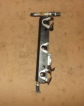 8m0185152 Mercury 135 Hp Dfi Optimax Stroke Fuel Rail Assembly Pn