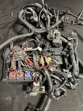 8m10102454 Mercury Used Oem Verado Gen 5 350hp Harness Assy 8m0102454 For Parts Only