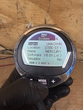 8m6001273 Mercury Marine Smartcraft Mercmonitor Gauge Soft. Ver 6.01 Refurbished
