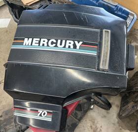 9070a4 Mercury Outboard 70hp Starboard Cowl Freshwater