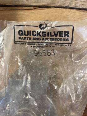965563 Mercury Quicksilver 96563 End Cap Oem Nos