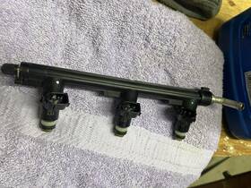 Gb16-aax Mercury 2016 25 Hp Four Stroke Fuel Rail