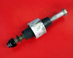 443431 Mercury Mariner 42973 Outboard Driveshaft Housing Lower Rubber Mount With Bolt