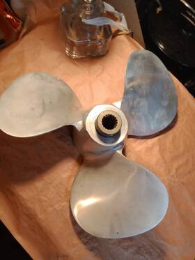 Smc-88 Michigan Wheel Chrysler Smc88 13x15 18 Spline Force 105hp Pin Drive Propeller