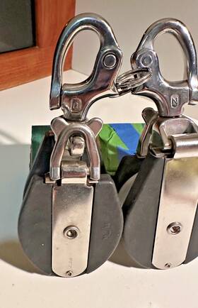 Rf6720 Micro Marine Rf6710 Two Oem Ronstan Snatch Block With Swivel Head - 64 Mm 2 1/2 Inch