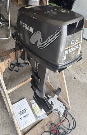Ns9.8b Nissan Tohatsu 9.8 Long Shaft 2-stroke Outboard Motor Electric Start Remote Control New