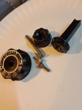 0203600 Omc Johnson Evinrude 203600 203601 203602 3 Knob Lot High Low Choke 1957 7.5hp