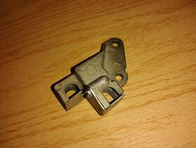 3197602 Omc 0324316 Evinrude Johnson 60-75 Hp 3 Cyl Outboard Trunnion Anchor Block